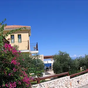 livadaki-village-hotel.kefaloniahotels.net/